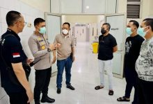 Poisi Selidiki Identitas Mayat Wanita Didalam Drum Terapung di Kali Cisadane