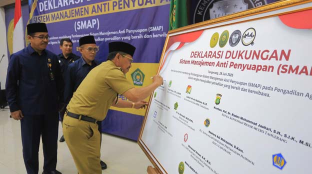 Sachrudin Hadiri Deklarasi Dukungan Sistem Manajemen Anti Penyuapan