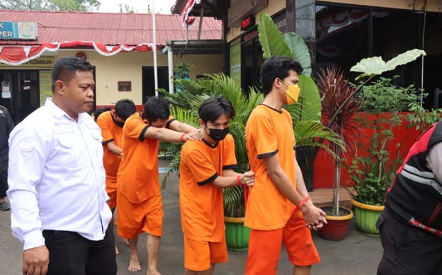 Polsek Batuceper BErhasil Meringkus 4 Orang Pelaku Curanmor