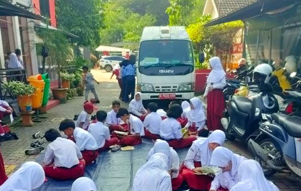 Perpustakaan Keliling Jadi Akses Literasi Pelajar Kota Tangerang