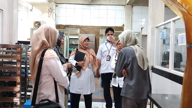 Dinkes Kota Tangerang Lakukan Pengawasan Lingkungan SPPG