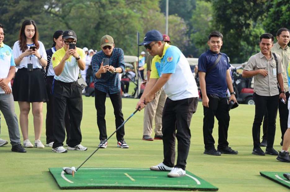 Ketua DPRD Kota Tangerang Dukung Sport Tourism Turnamen Golf Walikota Cup
