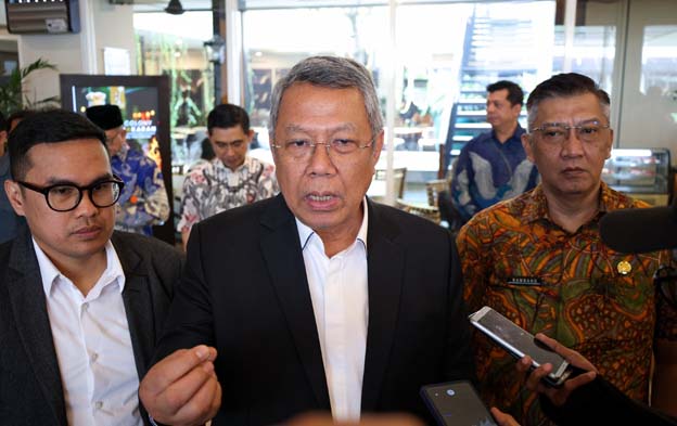 Benyamin Davnie Wawancara Calon Komisaris dan Direksi Perseroda PITS
