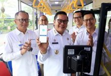 Pemkot Tangerang Luncurkan Pembayaran QRIS Tap di Bus Tayo