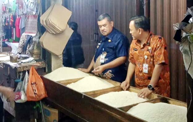 Pemkot Tangerang Inpeksi Stabilisasi Harga Beras di Pasar Tradisional