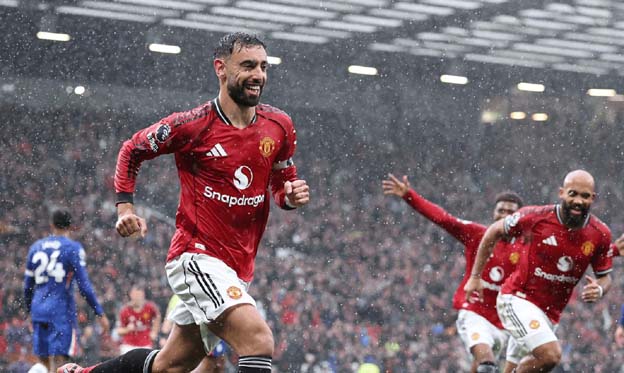 Gol Bruno Fernandes dan Casemiro Bawa Man Utd Kalahkan Chelsea 2-1