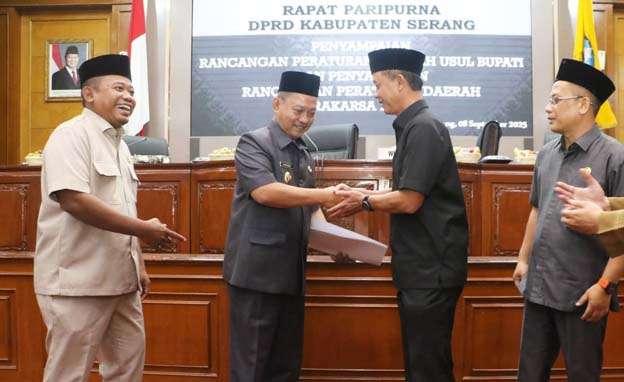 Wabup Serang Najib Hamas Sampaikan Raperda RPJMD Usul Bupati