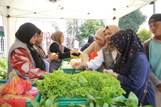 Gerakan Pangan Murah Kota Tangerang Disambut Antusias Warga