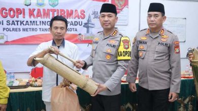 Ngopi Kamtibmas, Kapolresto Tangkot Ajak Warga Perkuat Satkamling
