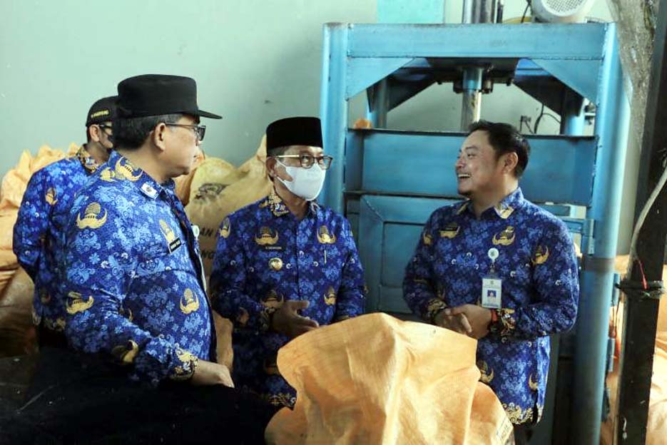 Pemkot Tangerang Gencarkan Pengelolaan Sampah Berbasis Masyarakat
