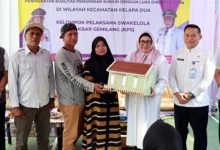 Wabup Tangerang Serahkan 10 Unit Rumah Program Bedah RTLH
