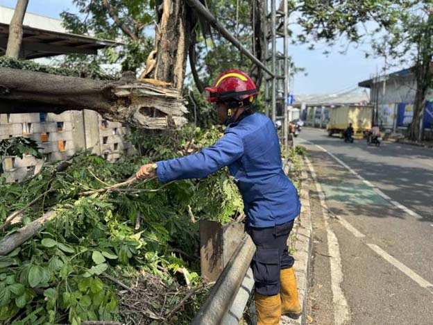 BPBD Kota Tangerang Pastikan Ruas Jalan Kembali Normal Usai Banjir