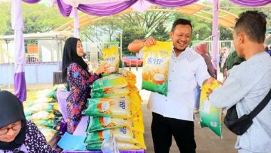 Sambut HUT ke-393, Pemkab Tangerang Salurkan 2000 Paket Sembako dan Beras