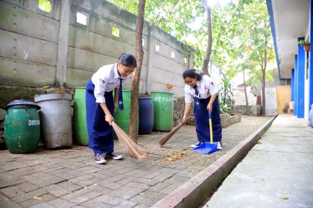Dinas Pendidikan Kota Tangerang Ajak Guru dan Siswa Jaga Kebersihan Sekolah