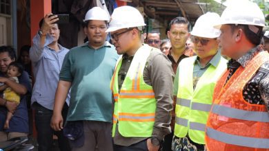 Pilar Tinjau Penataan Kampung Kumuh Bambu Apus Tangsel