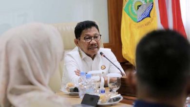 Walikota Sachrudin Terima 116 Sertipikat Aset Daerah berupa Fasos Fasum