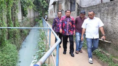 Bupati Tangerang Tinjau Pembangunan Pompa Air di Kelapa Dua