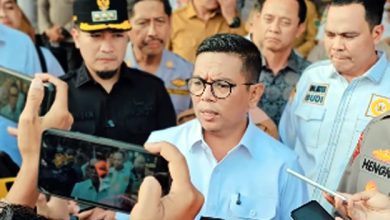 Andra Soni Tinjau Efektivitas Pembatasan Operasional Angkutan Tambang