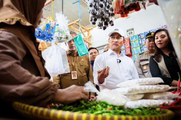Wagub Banten Pastikan Stok Bahan Pokok Aman, Harga Relatif Stabil