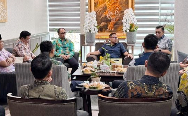 Pilar Sosialisasi Tim Percepatan Penanganan Sampah di Pondok Aren