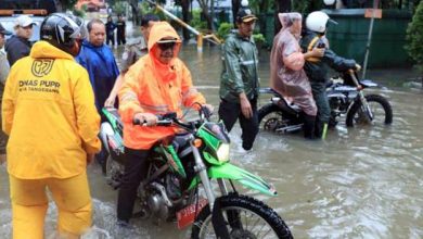 Walikota Sachrudin Tinjau Beberapa Titik Lokasi Terdampak Banjir