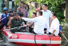 Bupati Tangerang bersama Gubernur Banten Tinjau Lokasi Banjir