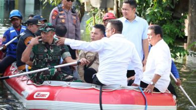 Bupati Tangerang bersama Gubernur Banten Tinjau Lokasi Banjir