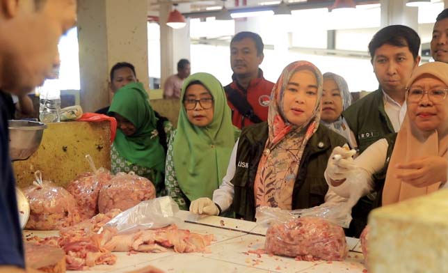Jelang Lebaran Pemkot Tangerang Uji Sampel Pangan di Pasar Anyar