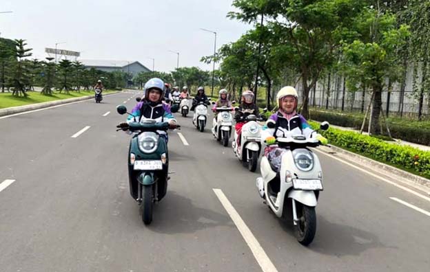 Edukasi ‘Zen On Wheels’ Perkuat Kesadaran Wanita Berkendara