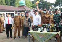 Pemkot Serang Musnahkan Ribuan Botol Miras Hasil Razia