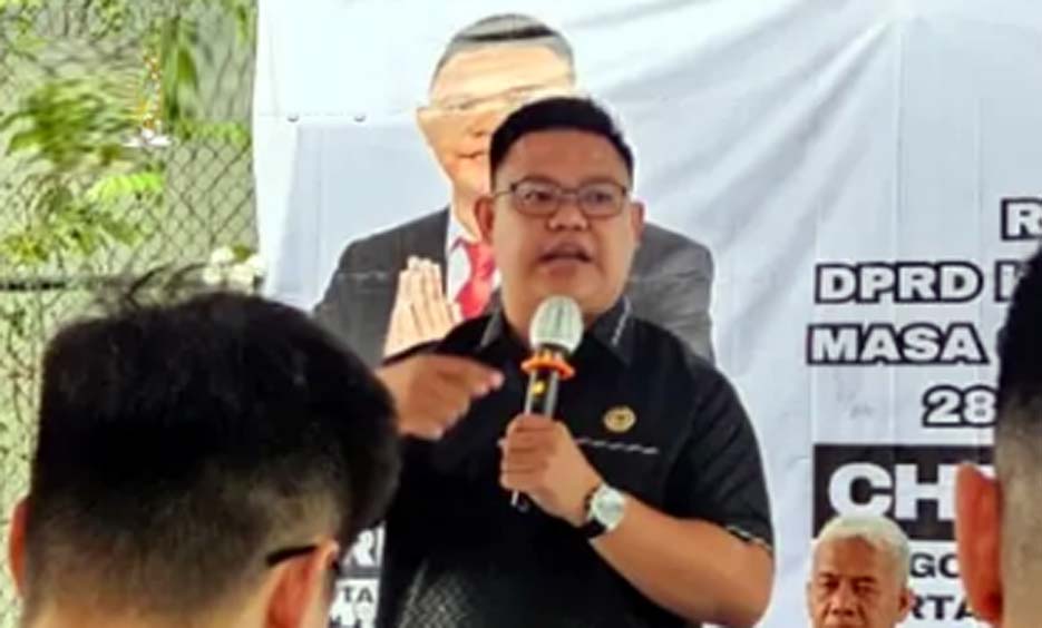 Anggota DPRD Christian Lois Pastikan Warga Cluster Baru Dapatkan Pelayanan Adminduk