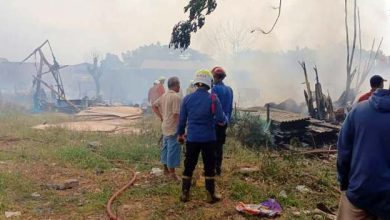 BPBD Kota Tangerang Tangani Kebakaran Limbah di Cibodas