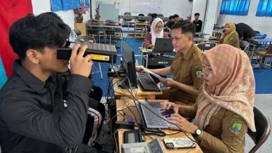 Dukcapil Kota Tangerang Jemput Bola Perekaman KTP-el dan IKD Pelajar