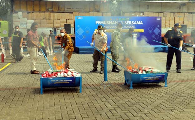 Bea Cukai Banten dan Kejaksaan Musnahkan Barang Ilegal Capai Rp34,81 Miliar