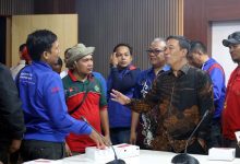 Aksi May Day, Ketua DPRD Kota Tangerang Terima Aspirasi Buruh