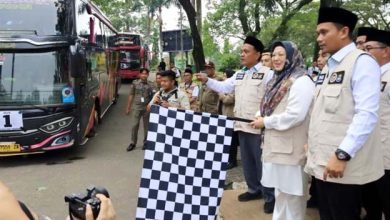 Wabup Tangerang Lepas 382 Jamaah Haji Kloter 15 JKB