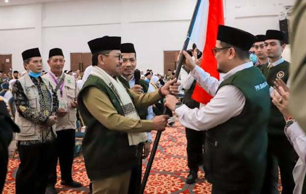 Sachrudin Sambut Kedatangan 390 Jemaah Haji Kloter Pertama