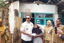 Walikota Serang Bantu Renovasi Rumah Warga di Walantaka