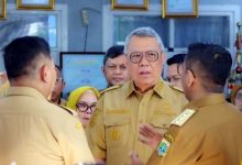 Benyamin Davnie Dampingi Andra Soni Tinjau MBG serta SPMB