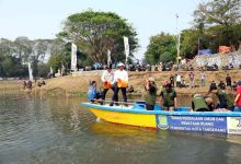 HUT ke-81 RI, Pemkot Tangerang Tebar 1 Ton Ikan Lele di Situ Gede