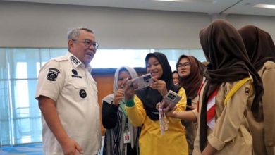 Benyamin Davnie Ingatkan Remaja Bijak Gunakan Media Sosial