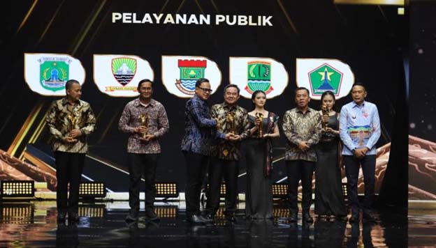 Kabupaten Tangerang Raih Penghargaan Pemimpin Daerah Awards