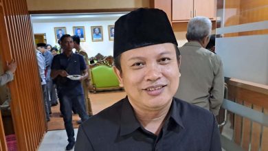 Dampak Abu Vulkanik, Wakil Ketua DPRD Dorong OPD Bagikan Masker