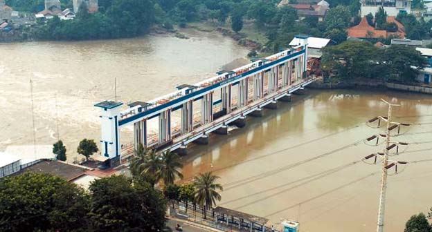 Pemkot Tangerang Antisipasi Penurunan Debit Sungai Cisadane