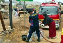 BPBD Kota Tangerang Distribusikan Air Bersih untuk Warga