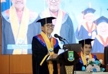 Sachrudin Apresiasi Wisuda 390 Warga Lansia Lulus Pembelajaran