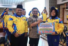Sachrudin Berikan Bonus Atlet atas Perjuangan dan Prestasi
