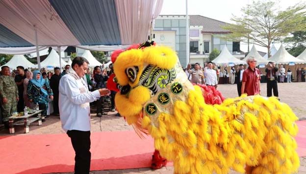 Bupati Tangerang Membuka Festival Budaya Pakuhaji