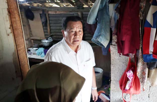 Bupati Tangerang Akan Memperbaiki RTLH Milik Penjaga Sekolah